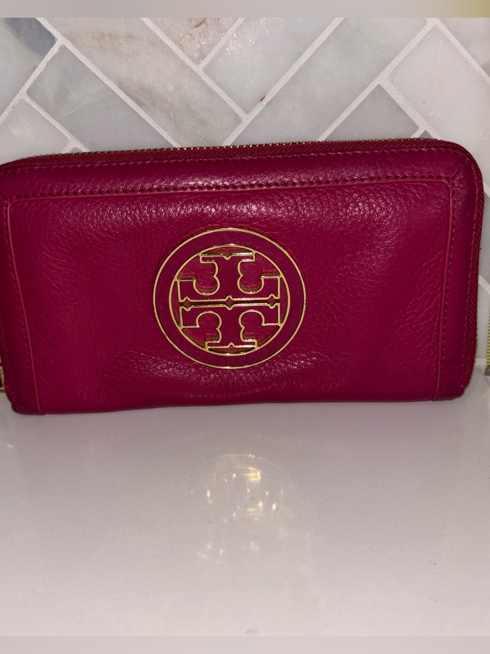 TORY BURCH Women’s Dark Pink Leather Gold Tone Logo Zip Long Wallet